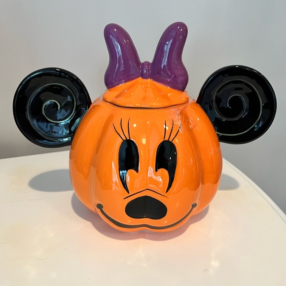 Minnie Mouse Large Halloween Pumpkin Canister - Picture 2 of 5